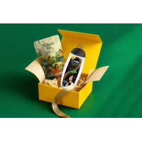 Get a free CHIK Conditioning Shampoo with every 250g Signature Gold!